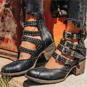 FREEBIRD Felicity Black